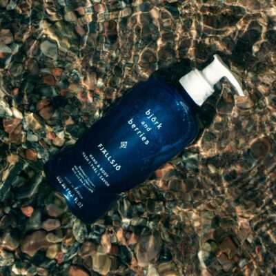 BB_FJALLSJO_HAND_BODY_WASH_ECOM_MOOD_IMAGE_1500px_1200x