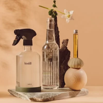 Kinfill_Products_Multi-Surface-Cleaner_8946004367454_©-Mathilde-Karrer_jpg-min.jpg
