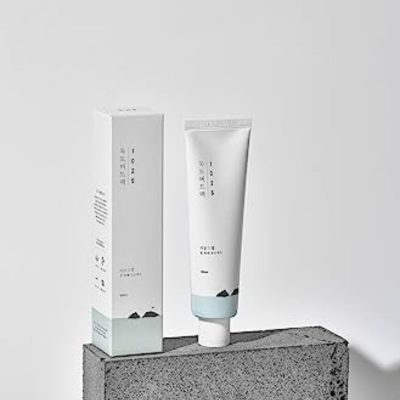 ROUND LAB 1025 DOKDO MUD PACK