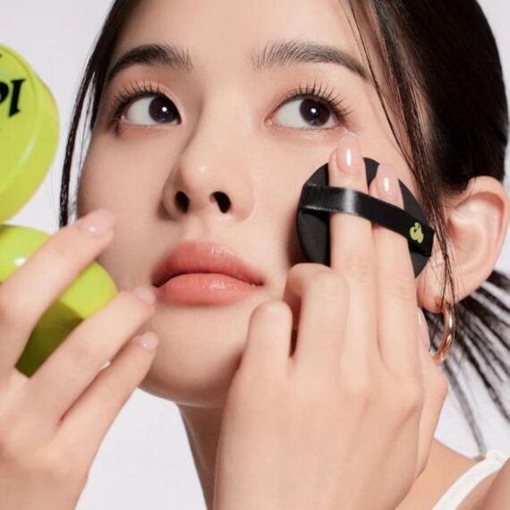 UNLEASHIA SATIN WEAR HEALTHY GREEN CUSHION 23W BISQUE